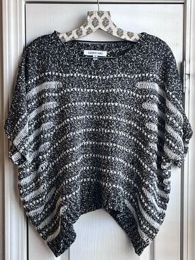 Elizabeth and James Sweater Black White Oversized Dolman Batwing Knit Size M
